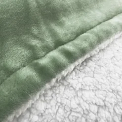 Bedsprei Snowy Hug - Olijfgroen