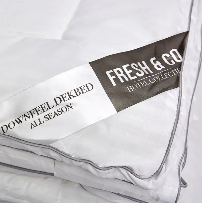 Dekbed - Hotel Stripe Micro Dons - All Season