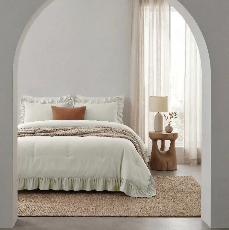 Lazy Dekbed Zonder Overtrek Ruffles - Off White