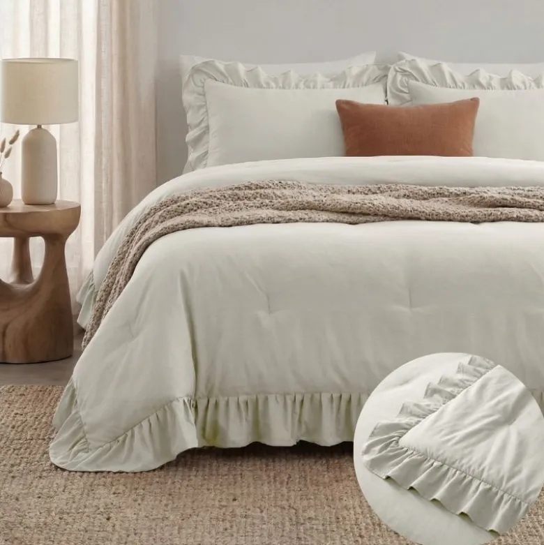 Lazy Dekbed Zonder Overtrek Ruffles - Off White