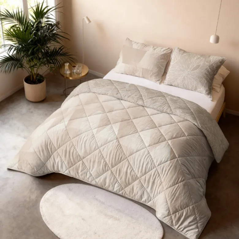 Lazy Dekbed Zonder Overtrek - Warm Triangles