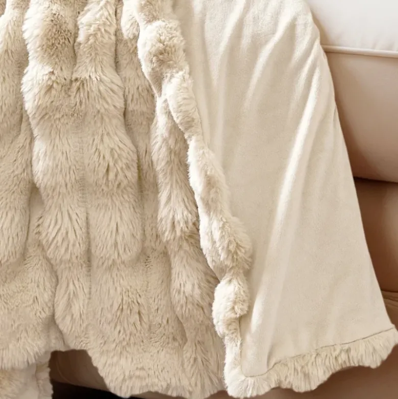 Plaid Pom Rabbit Fur - Zand